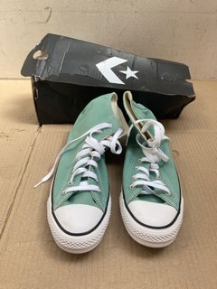 CONVERSE ANKLE HIGH TOP TRAINERS IN TEAL SIZE 8: LOCATION - A12