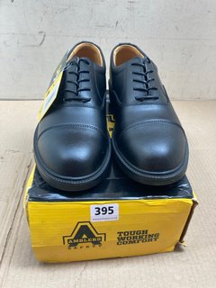 AMBLERS SAFETY FS43 STEEL TOE CAP BOOTS IN BLACK SIZE 11: LOCATION - A12