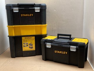 STANLEY ESSENTIAL ROLLING WORKSHOP WITH METAL LATCHES TO INCLUDE STANLEY TOOL BOX: LOCATION - A13