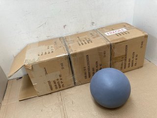 BOX OF 3 DECORATIVE GREY BALLS: LOCATION - B 13