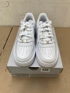 NIKE AIR FORCE WOMENS TRAINERS IN WHITE - UK SIZE: 4.5: LOCATION - B 13