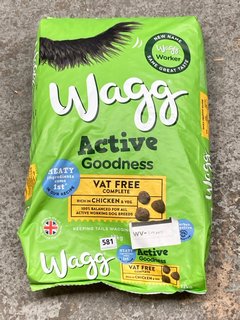 WAGG 12KG CHICKEN AND VEG WORKING DOG FOOD - BBE JULY 2025: LOCATION - B11