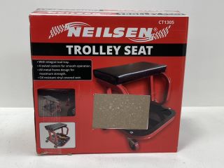 NIELSEN TROLLEY SEAT WITH TOOL TRAY: LOCATION - B3