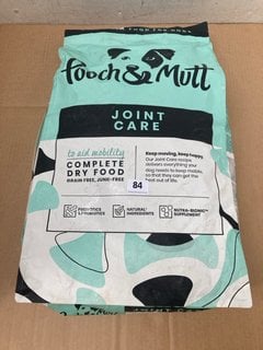 POOCH & MUTT JOINT CARE COMPLETE DOG FOOD 10KG BBE: 10/07/2025: LOCATION - A -1