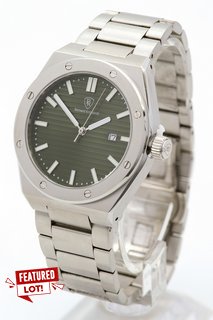 MENS BERNARD REINHARDT WATCH. FEATURING A GREEN DIAL, SILVER COLOURED BEZEL AND STAINLESS CASE, DATE, W/R 5ATM. SILVER COLOURED STAINLESS BRACELET. COMES WITH A WOODEN PRESENTATION CASE: LOCATION - D