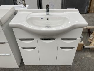 (COLLECTION ONLY) FLOOR STANDING 3 DOOR 2 DRAWER SEMI RECESSED SINK UNIT IN WHITE WITH A 850 X 480MM 1TH CERAMIC VANITY TOP COMPLETE WITH A MONO BASIN MIXER TAP & CHROME SPRUNG WASTE - RRP £910: LOCA