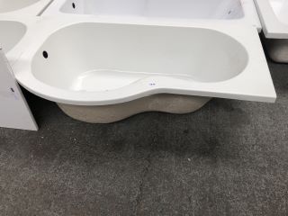 1500 X 850MM NTH LH B-SHAPED SHOWER BATH - RRP £305: LOCATION - D6