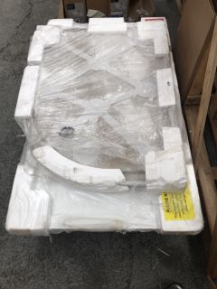 (COLLECTION ONLY) PALLET OF ASSORTED SHOWER TRAYS TO INCLUDE 1600 X 900MM SHOWER TRAY - RRP £1200: LOCATION - D7