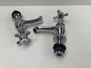 PAIR OF TRADITIONAL CROSSHEAD BASIN PILLAR TAPS IN CHROME - RRP £180: LOCATION - RACKING 1