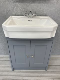 (COLLECTION ONLY) FLOOR STANDING 2 DOOR SEMI RECESSED SINK UNIT IN MAT PEARL GREY WITH A 600 X 420MM 1TH CERAMIC BASIN COMPLETE WITH A MODERN CROSSHEAD MONO BASIN MIXER TAP & CHROME SPRUNG WASTE - RR