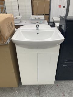 (COLLECTION ONLY) FLOOR STANDING 2 DOOR SEMI RECESSED SINK UNIT IN WHITE WITH A 550 X 430MM 1TH CERAMIC BASIN COMPLETE WITH A MONO BASIN MIXER TAP & CHROME SPRUNG WASTE - RRP £705: LOCATION - D2