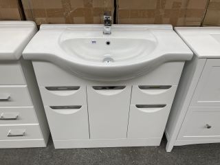 (COLLECTION ONLY) FLOOR STANDING 3 DOOR 2 DRAWER SEMI RECESSED SINK UNIT IN WHITE WITH A 850 X 500MM 1TH CERAMIC VANITY TOP COMPLETE WITH A MONO BASIN MIXER TAP & CHROME SPRUNG WASTE - RRP £910: LOCA