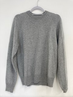 MR.PORTER CURTIS CASHMERE SWEATER - SIZE SMALL - RRP £345: LOCATION - BOOTH