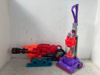 CASDON CHILDRENS DYSON VACUUM CLEANER TO ALSO INCLUDE ZURU X-SHOT EXCEL CRUSHER: LOCATION - WH8