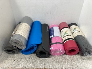 7 X ASSORTED YOGA MATS IN VARIOUS COLOURS: LOCATION - H13