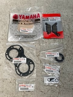 QTY OF ASSORTED VEHICLE PARTS TO INCLUDE TO INCLUDE YAMAHA GENUINE BRAKE PAD KIT KAMPAS REM: LOCATION - G12