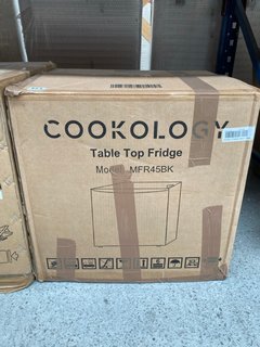 COOKOLOGY 45 LITRE MINI TABLETOP FRIDGE: MODEL MFR45BK - RRP £94: LOCATION - BR12