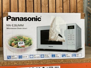 PANASONIC NN-E28JMM DIGITAL MICROWAVE OVEN IN SILVER: LOCATION - AR1