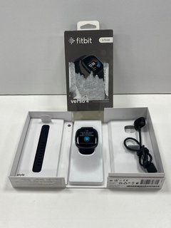 FITBIT VERSA 4 FITNESS + HEALTH TRACKER (ORIGINAL RRP - £140) IN BLACK: MODEL NO FB532 (WITH BOX, CHARGING CABLE & EXTRA WRIST STRAP) [JPTM120222]