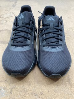 ADIDAS MENS RUN FALCON 3.0 LACE UP TRAINERS IN BLACK SIZE: 8: LOCATION - H16