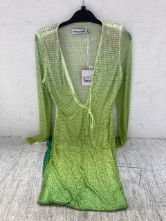 SELF PORTRAIT HOTFIX MESH KEYHOLE MAXI DRESS IN GREEN SIZE: 10 RRP - £160: LOCATION - E1