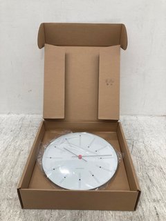 ARNE JACOBSEN WALL CLOCK IN WHITE: LOCATION - F6