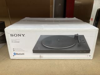 SONY STEREO TURNTABLE SYSTEM WITH BLUETOOTH RRP £249: LOCATION - BR2