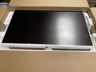 SAMSUNG 32 INCH SMART MONITOR M7 RRP £345: LOCATION - BR1