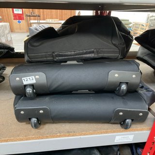 2 X BIG MAX HOUSTON TRAVEL COVERS IN BLACK - RRP £178.00: LOCATION - BR7