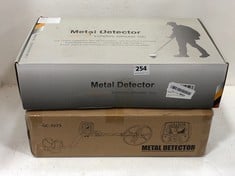 2 X METAL DETECTORS