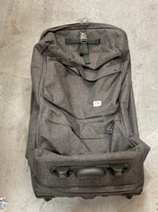 EASTPAK 2-WHEEL LARGE SUITCASE IN GREY