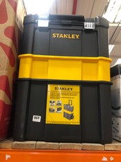 STANLEY ESSENTIAL ROLLING WORKSHOP WITH METAL LATCHES