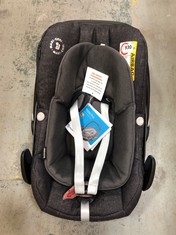 MAXI COSI PEBBLE PLUS CHILD SAFETY SEAT IN BLACK - RRP £190