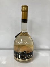 6 X GOLDHAUCH EDLER WILLIAMS PEAR LIQUEUR WITH WHOLE PEAR 70CL (18+ ONLY) (COLLECTION DAYS: MONDAY 29TH JULY TO WEDNESDAY 31ST JULY)