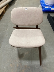 NATURAL FABRIC / OAK DINING CHAIR