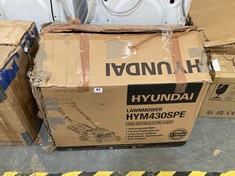 HYUNDAI SELF-PROPELLED LAWNMOWER - MODEL NO. HYM430SPE - RRP £360