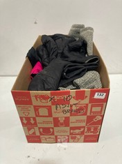 BOX OF ASSORTED ADULT BRANDED CLOTHING TO INCLUDE NORTH FACE HOODED PUFFER JACKET BLACK SIZE SM