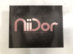 28 X NIIDOR STRAPLESS BRA .