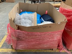 PALLET OF ASSORTED ITEMS TO INCLUDE VOUNOT 2PCS PALLET CUSHION BEIGE (KERBSIDE PALLET DELIVERY)