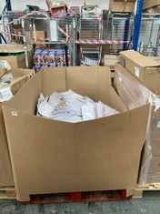 PALLET OF 2024 YEARLY PLANNER IN WHITE (KERBSIDE PALLET DELIVERY)