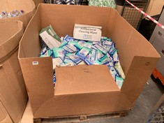 PALLET OF ASSORTED ITEMS TO INCLUDE CLOROX EXPERT DISINFECTING WIPES (KERBSIDE PALLET DELIVERY)