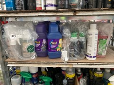 QTY OF ASSORTED LIQUIDS TO INCLUDE FLASH POWER SPRAY MOP LAVENDAR SCENT 1.25L (COLLECTION ONLY)