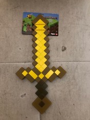 9 X MINECRAFT TOY SWORD RRP £142: LOCATION - RACK D