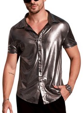 QUANTITY OF ASSORTED ITEMS TO INCLUDE MAINFINI HALLOWEEN MEN PARTY SHAPE SHINY SHIRT DISCO COSTUME GLAMOUR BAD TASTE 70S METALLIC TOP GUN-BLACK M: LOCATION - RACK E