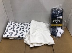 QUANTITY OF ADULT CLOTHES TO INCLUDE GM MEDIUM BOXER SHORTS: LOCATION - B RACK