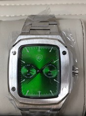 MENS RAYMOND GAUDIN WATCH - MULTI-FUNCTION DIAL GREEN - STAINLESS STEEL CASE & STRAP - 5ATM WATER RESISTANT RRP £980: LOCATION - A RACK