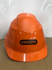 QUANTITY OF SAFETY HELMETS TO INCLUDE JSP EVO2 SAFETY HELMET WITH SLIP RATCHET ADJUSTMENT HARNESS EN 397 INDUSTRIAL HARD HAT FOR BUILDING, CONSTRUCTION AND WORK SITES YELLOW (AJE 030-000-200): LOCATI