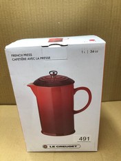 LE CREUSET STONEWARE CAFETIÈRE FRENCH PRESS WITH STAINLESS STEEL PLUNGER, 1 LITRE, SERVES 3-4 CUPS, CERISE, 91028200060000.: LOCATION - G RACK