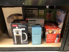 QUANTITY OF ITEMS TO INCLUDE BODUM CAFFETTIERA COFFEE MAKER, BLACK, 8 CUP: LOCATION - G RACK