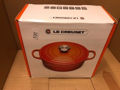 LE CREUSET SIGNATURE ENAMELLED CAST IRON ROUND CASSEROLE DISH WITH LID, 22 CM, 3.3 LITRE, CERISE: LOCATION - F RACK